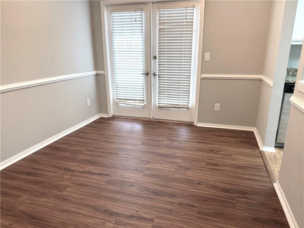 805 Wedgewood Way - Photo 7 of 19