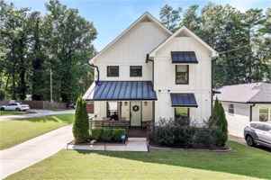 featured image of 517 Daniel Ave