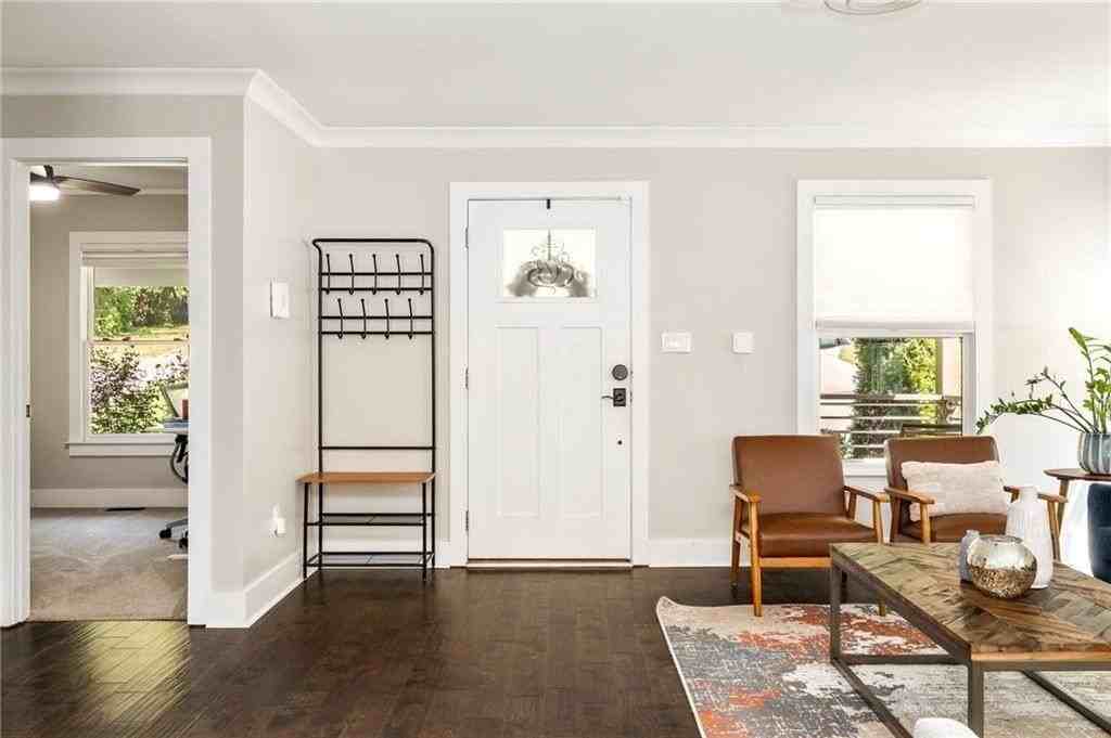517 Daniel Ave - Photo 5 of 32