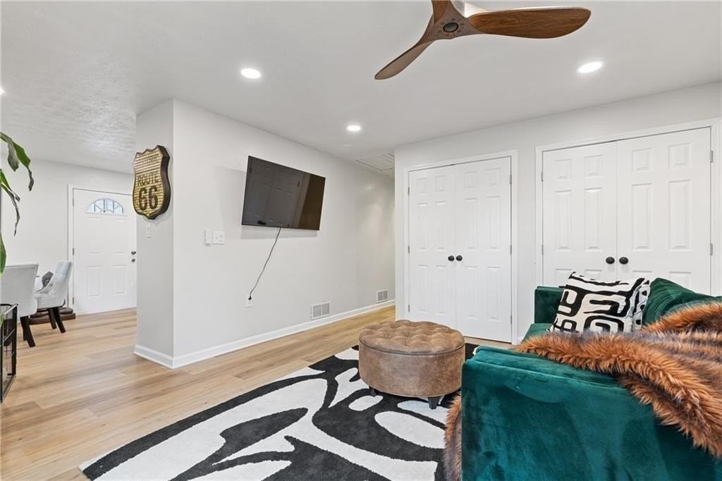 1723 S Alvarado Ter Sw - Photo 3 of 17