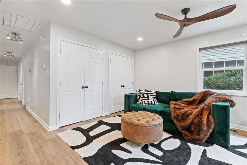 1723 S Alvarado Ter Sw - Photo 4 of 17