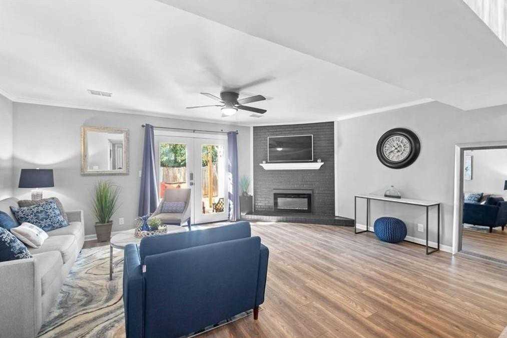 5005 Pat Mell Pl Se - Photo 4 of 27