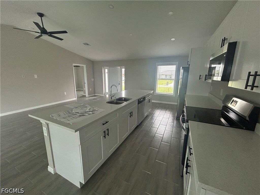 3804 Ne 9th Pl - Photo 3 of 17