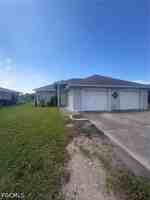 featured image of 2202 Ne 6th St #2202