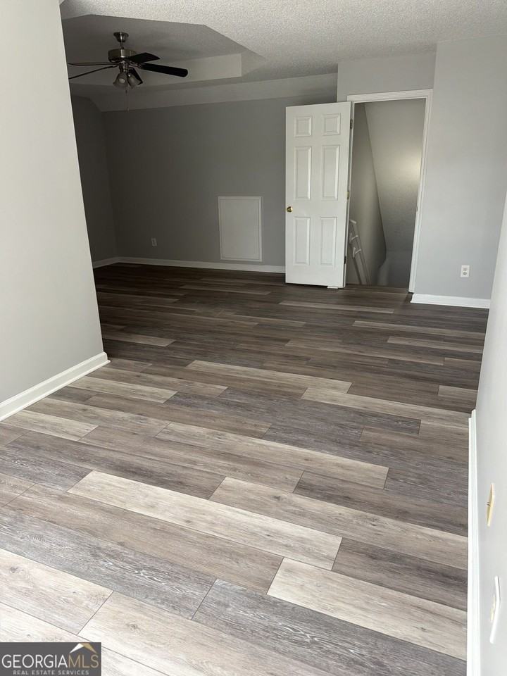 4792 Golod Way - Photo 7 of 8
