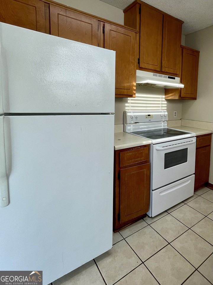 154 Greenacre Cir N - Photo 5 of 13