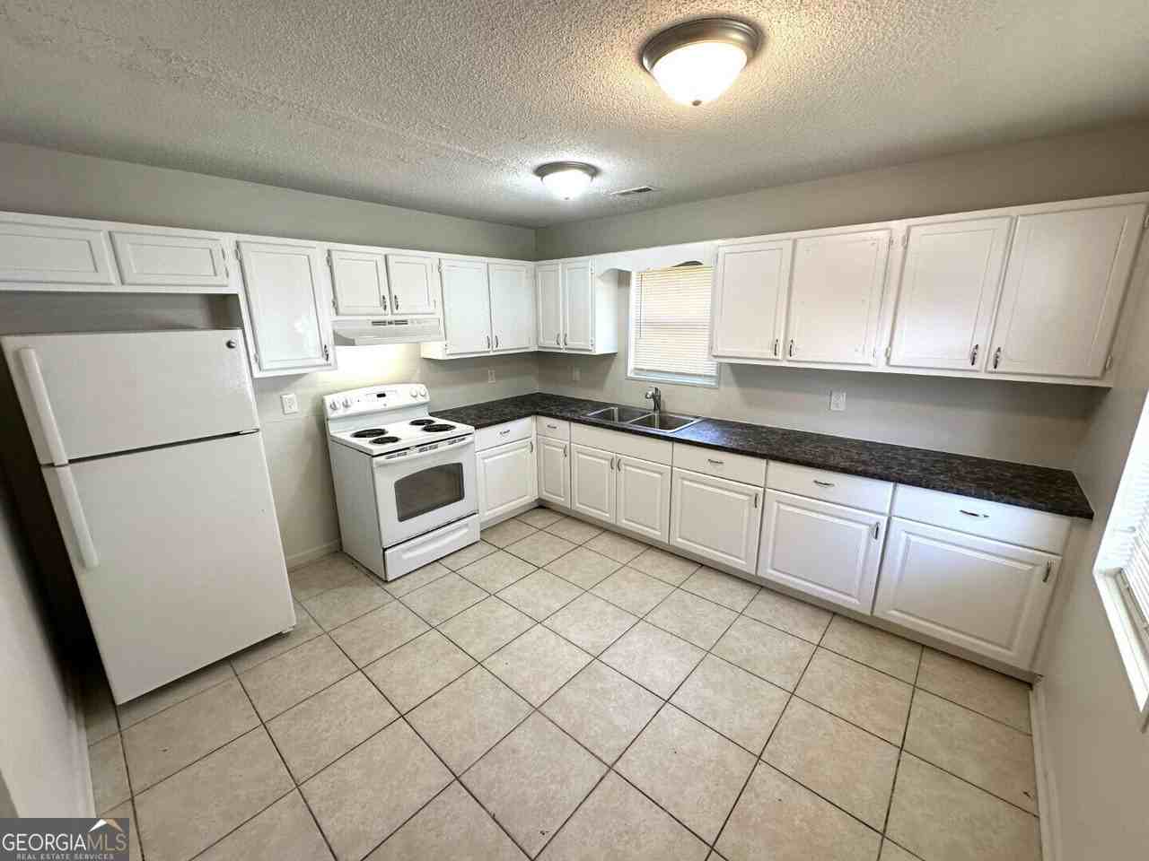 68 Murray St - Photo 7 of 16