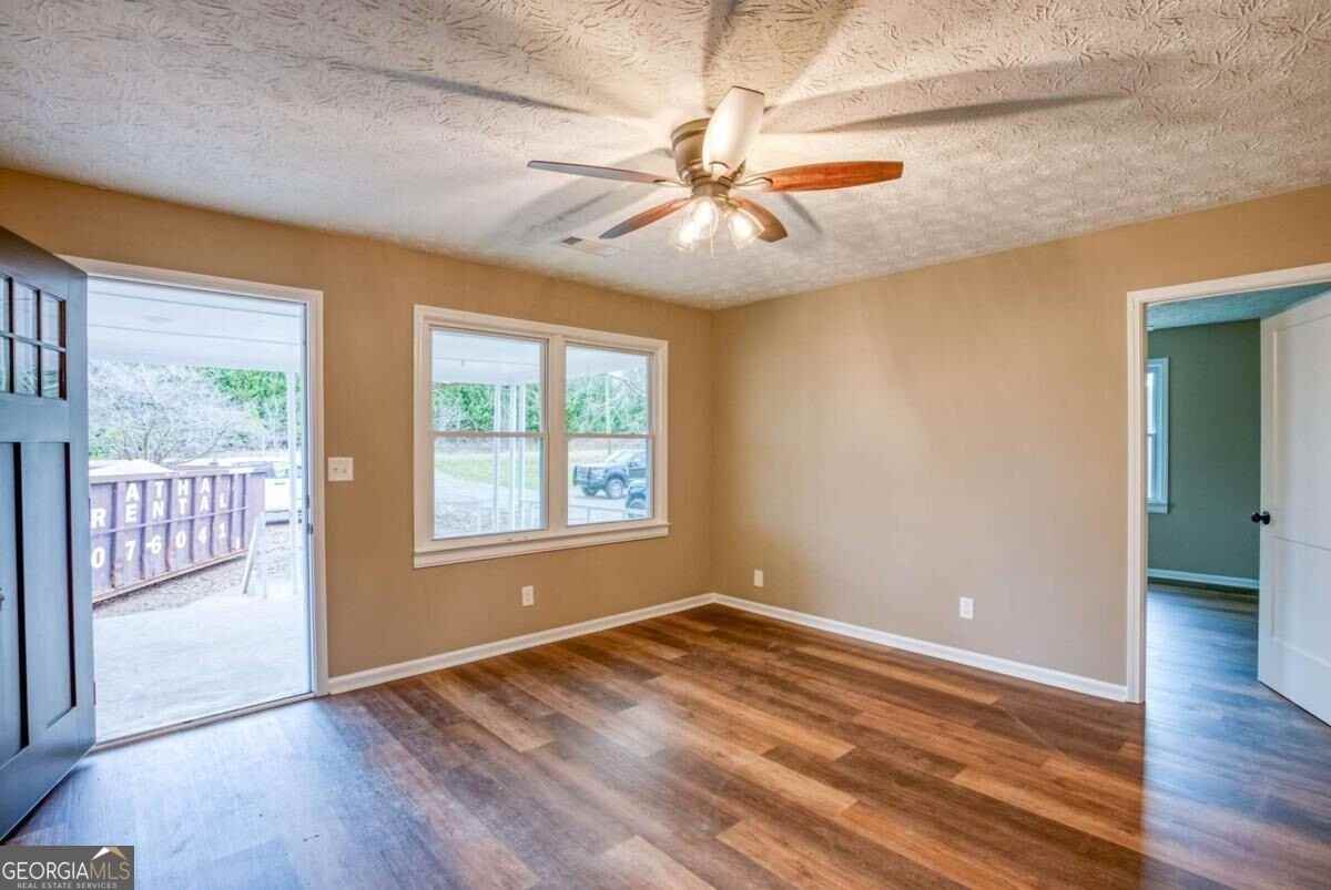1740 Bold Springs Rd - Photo 4 of 26