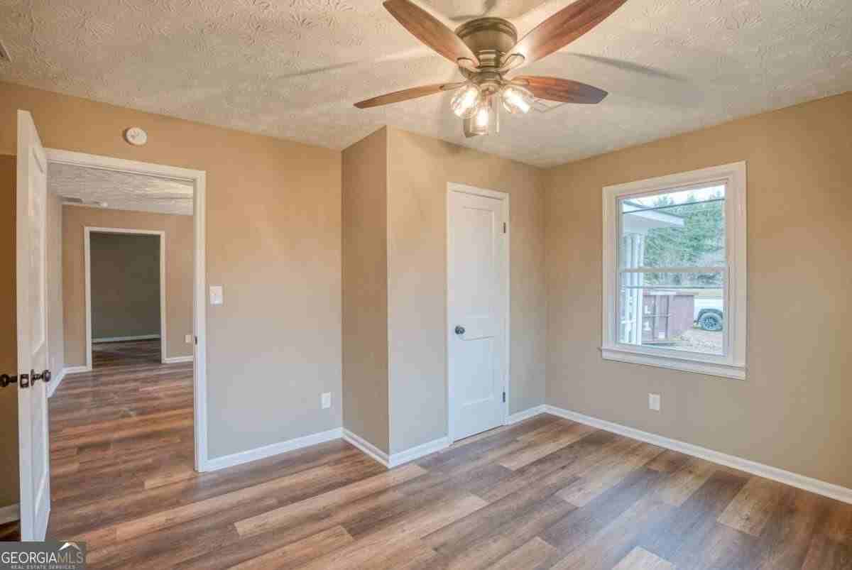 1740 Bold Springs Rd - Photo 6 of 26