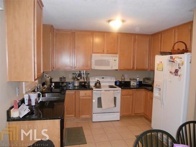 402 Hip Pocket Rd - Photo 3 of 8