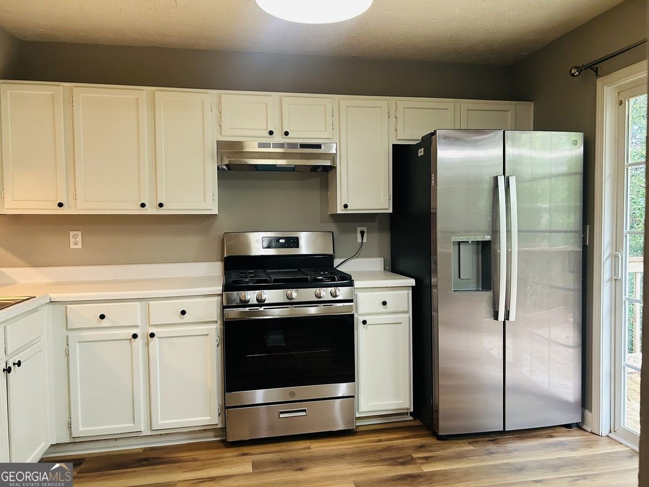207 Hillcrest Dr - Photo 6 of 22