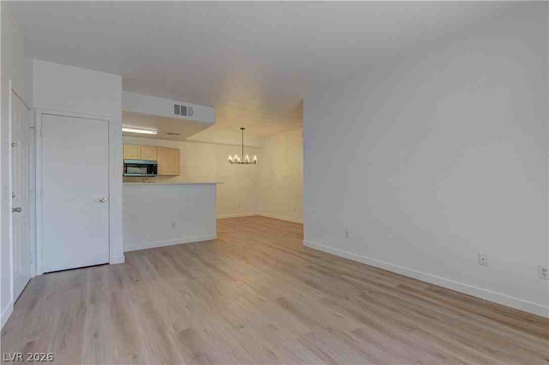 8250 N Grand Canyon Dr #2026 - Photo 4 of 20