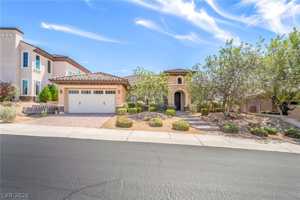 featured image of 2501 Luberon Dr