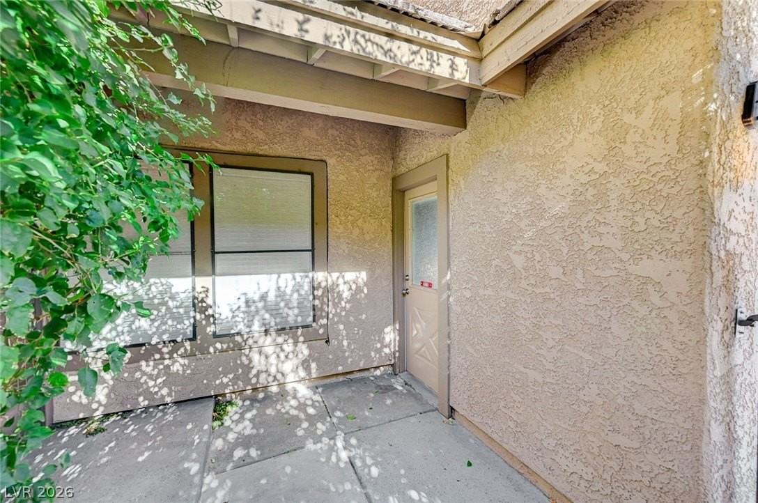 4047 Grasmere Ave - Photo 2 of 28