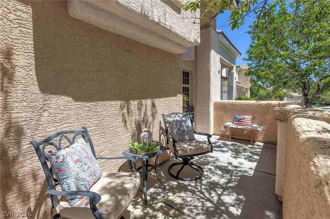 2025 Shining Feather Ln - Photo 5 of 50