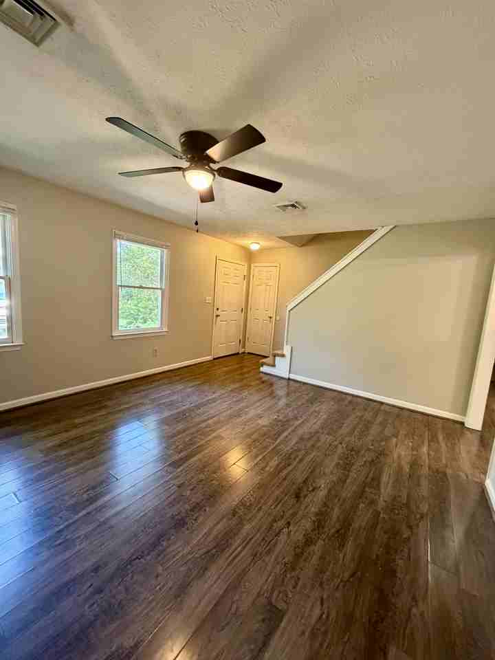 109 Wade Ln #1 - Photo 5 of 35