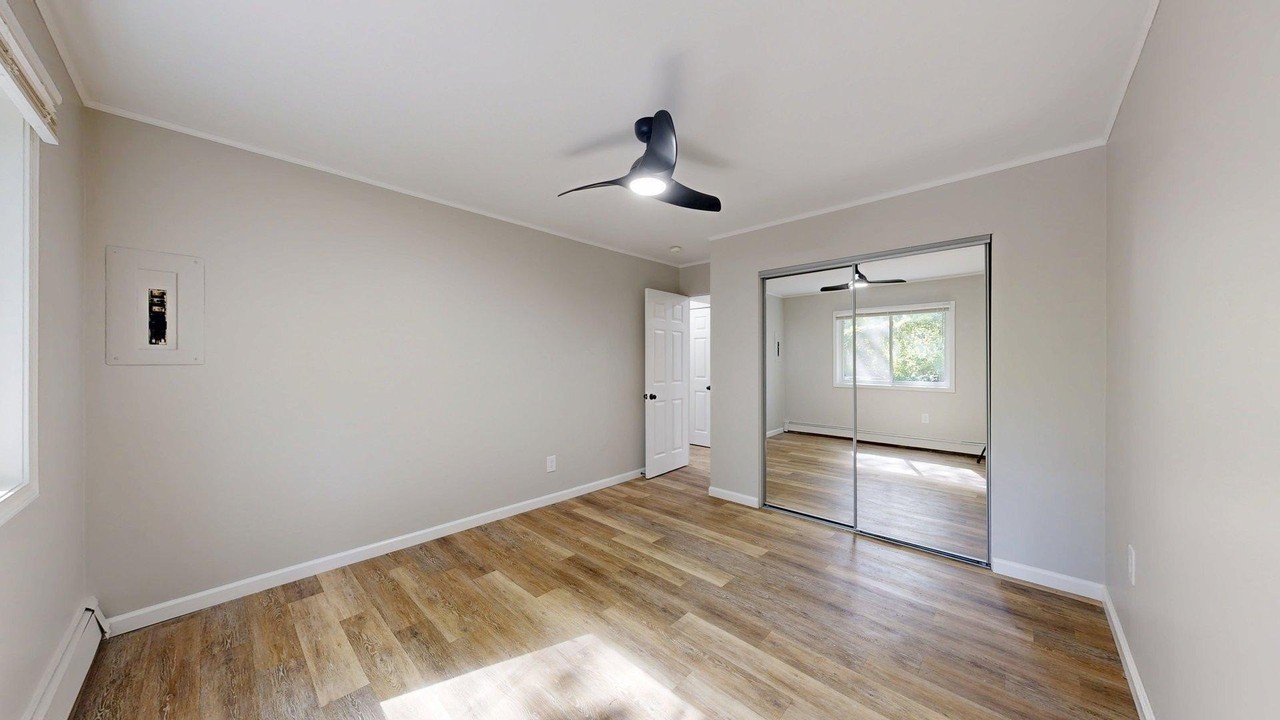 124 Allen Dr #1 - Photo 6 of 10