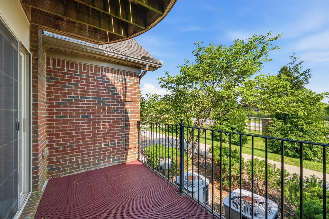 2910 Signature Blvd - Photo 5 of 35