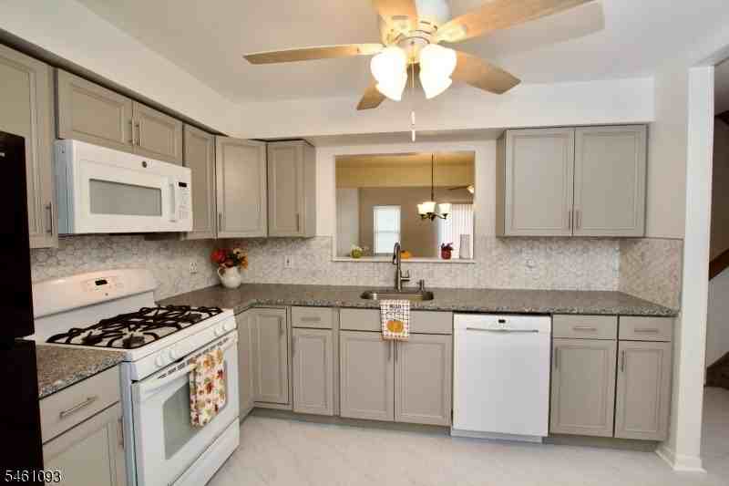 32 Rhea Run - Photo 4 of 20