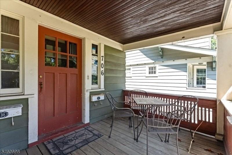 706 Valley Rd #2 - Photo 2 of 32