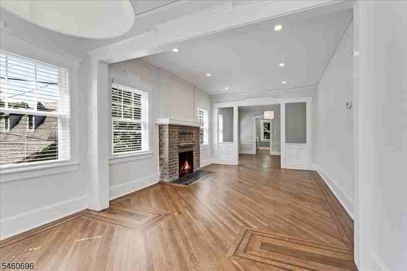 706 Valley Rd #2 - Photo 6 of 32
