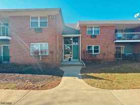 806 Eves Dr - Photo 1 of 1