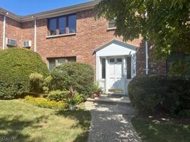 featured image of 93 Troy Dr Apt A #A