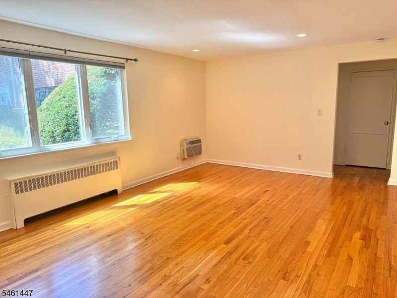 93 Troy Dr Apt A #A - Photo 3 of 19