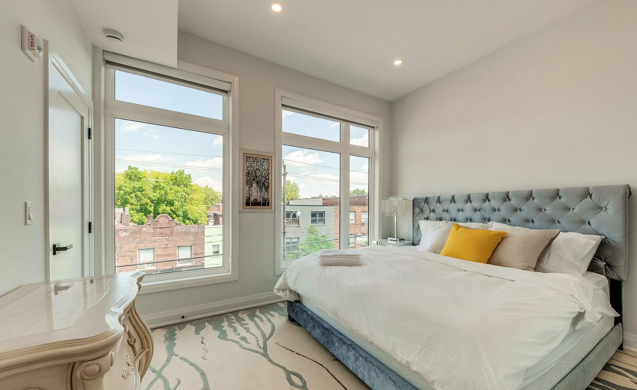 923 College Street #D - Photo 7 of 13