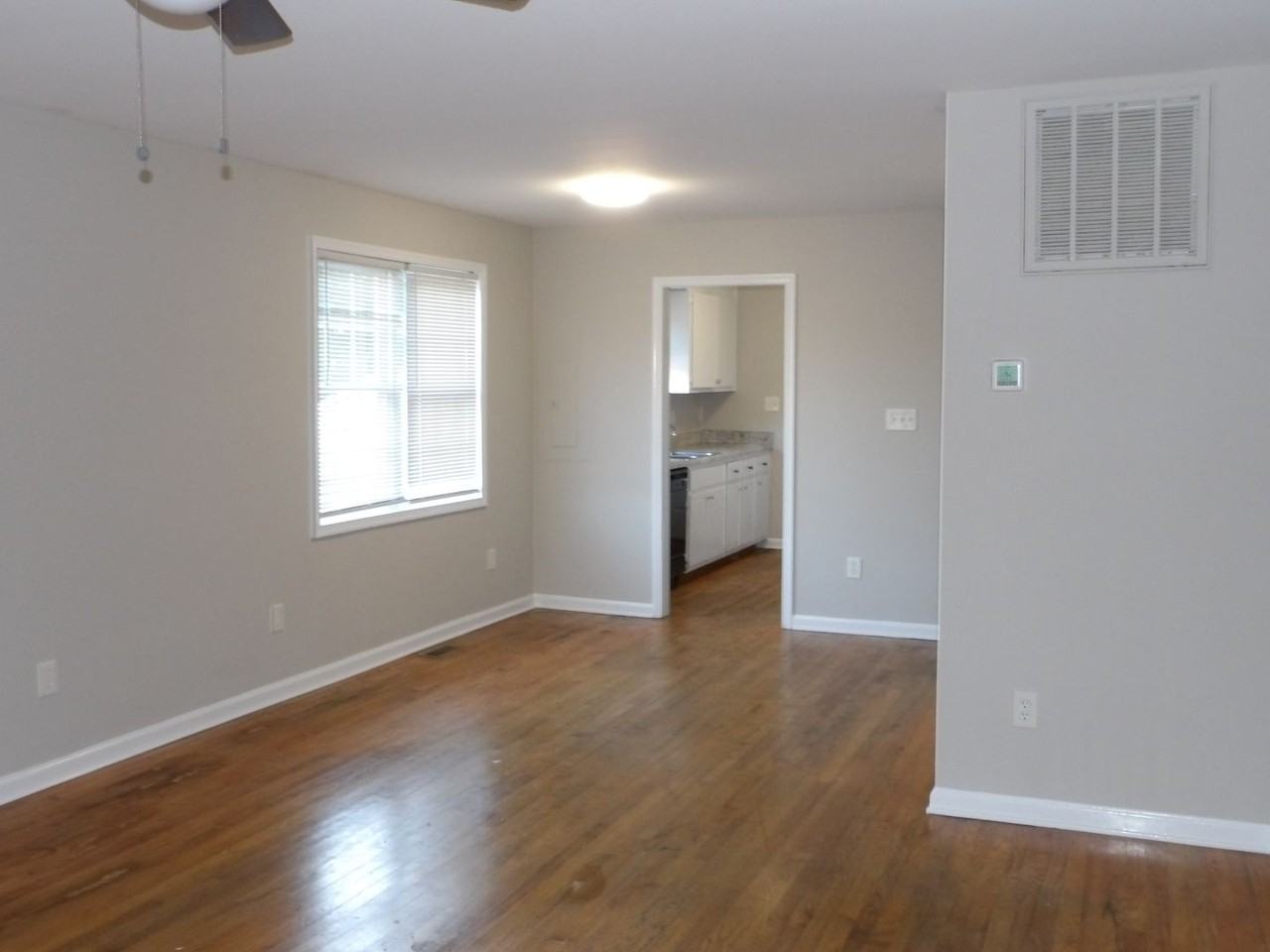 635 S West St - Photo 3 of 18