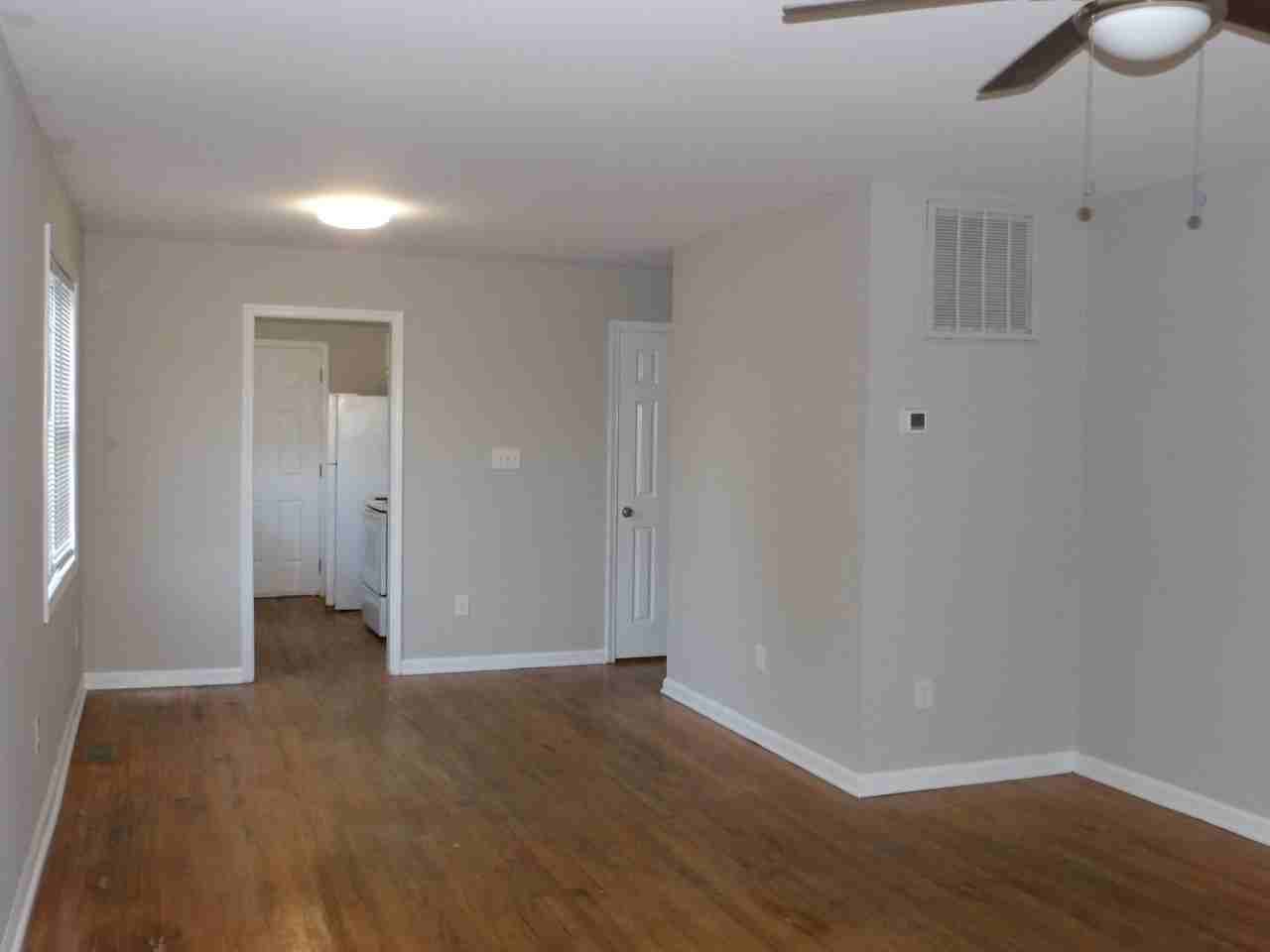635 S West St - Photo 4 of 18