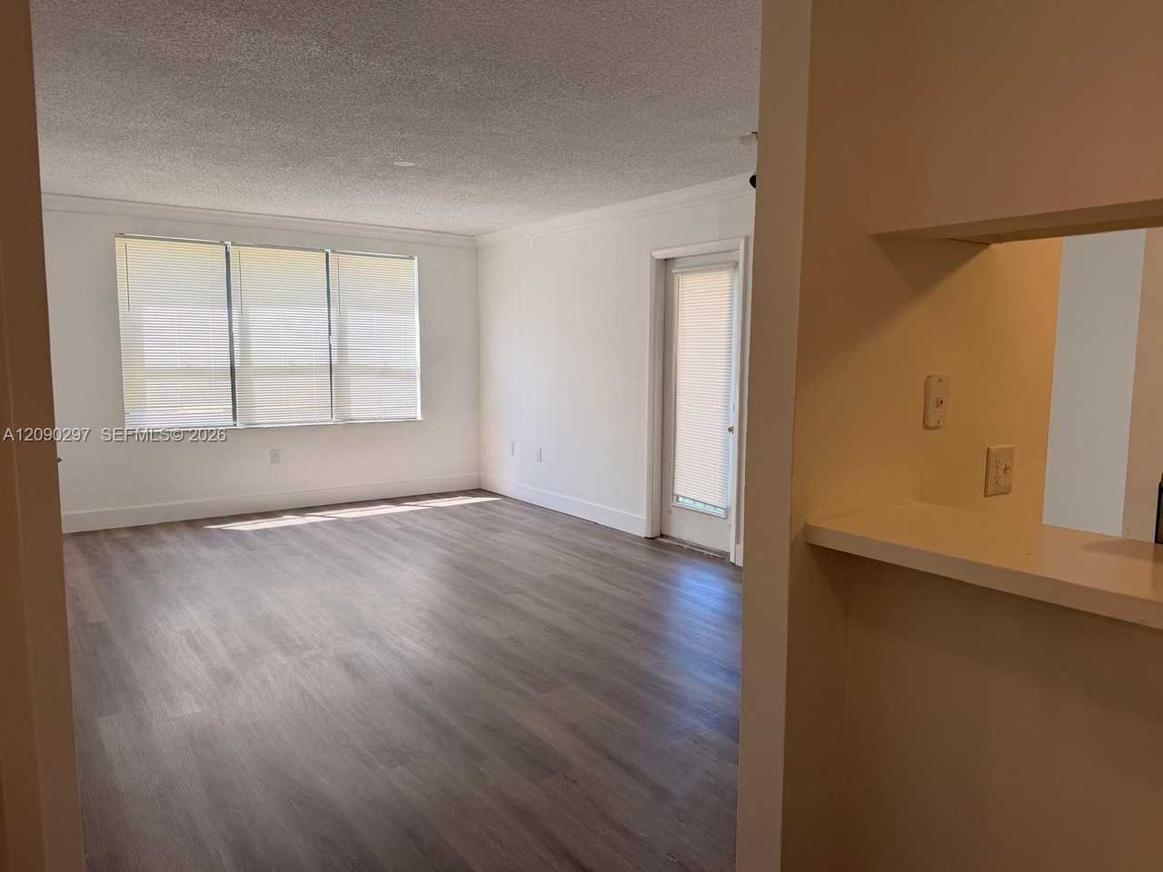 2701 Ne 1st St #2701 - Photo 2 of 6