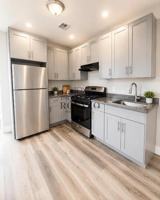 featured image of 186 Hawthorne Ave #2LC