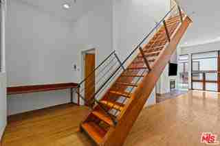 343 Rennie Ave #7 - Photo 7 of 8