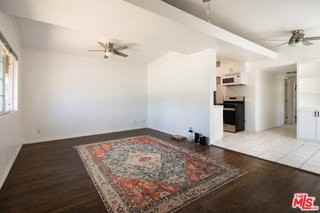 12844 Short Ave - Photo 3 of 8