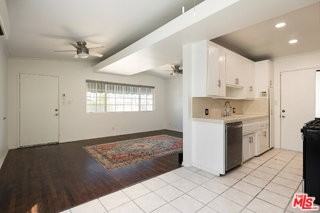 12844 Short Ave - Photo 4 of 8