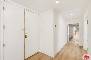 121 S Canon Dr #203 - Photo 4 of 8