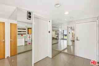 121 S Canon Dr #203 - Photo 7 of 8
