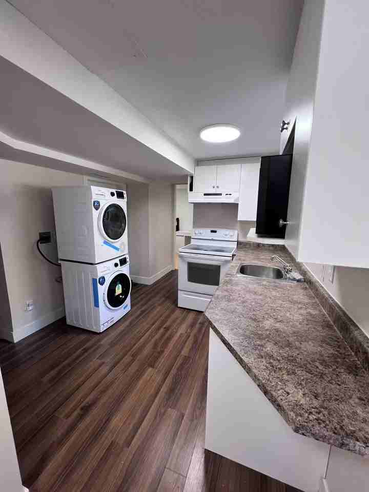 5150 Boundary Road - Photo 3 of 10