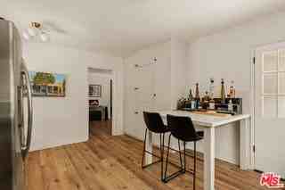 4442 Beeman Ave - Photo 7 of 8