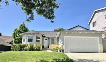 featured image of 2649 N Parish Pl