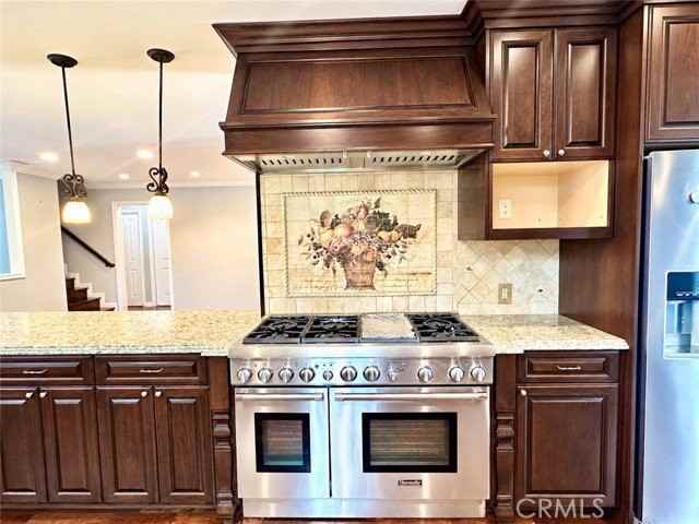 2649 N Parish Pl - Photo 4 of 8