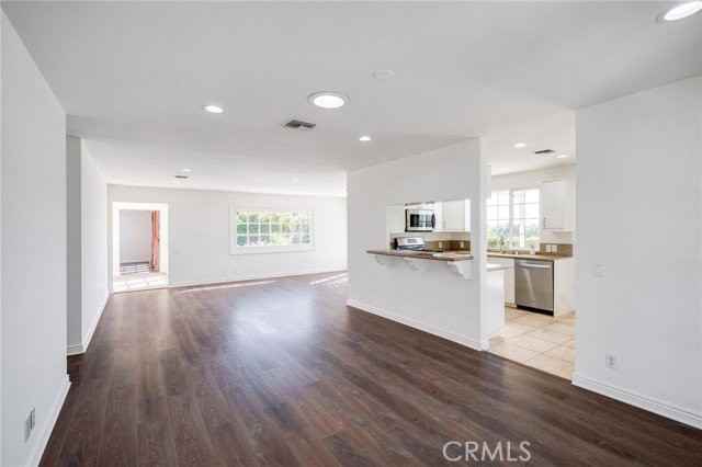 7126 Atheling Way - Photo 3 of 8