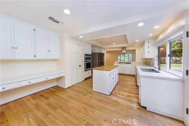 22861 Sparrowdell Dr - Photo 5 of 6