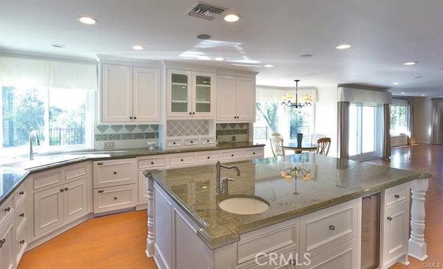 24944 Jim Bridger Rd - Photo 3 of 8
