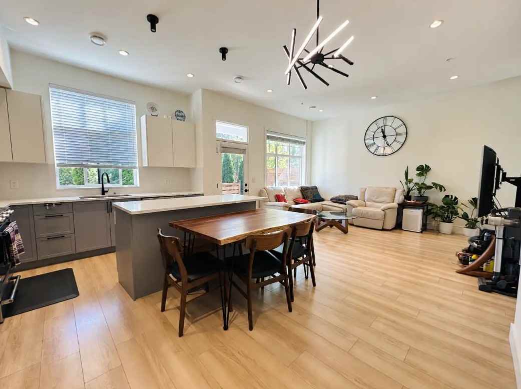7640 197 Street #4X - Photo 3 of 18