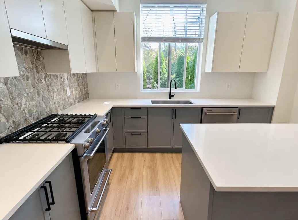 7640 197 Street #4X - Photo 5 of 18