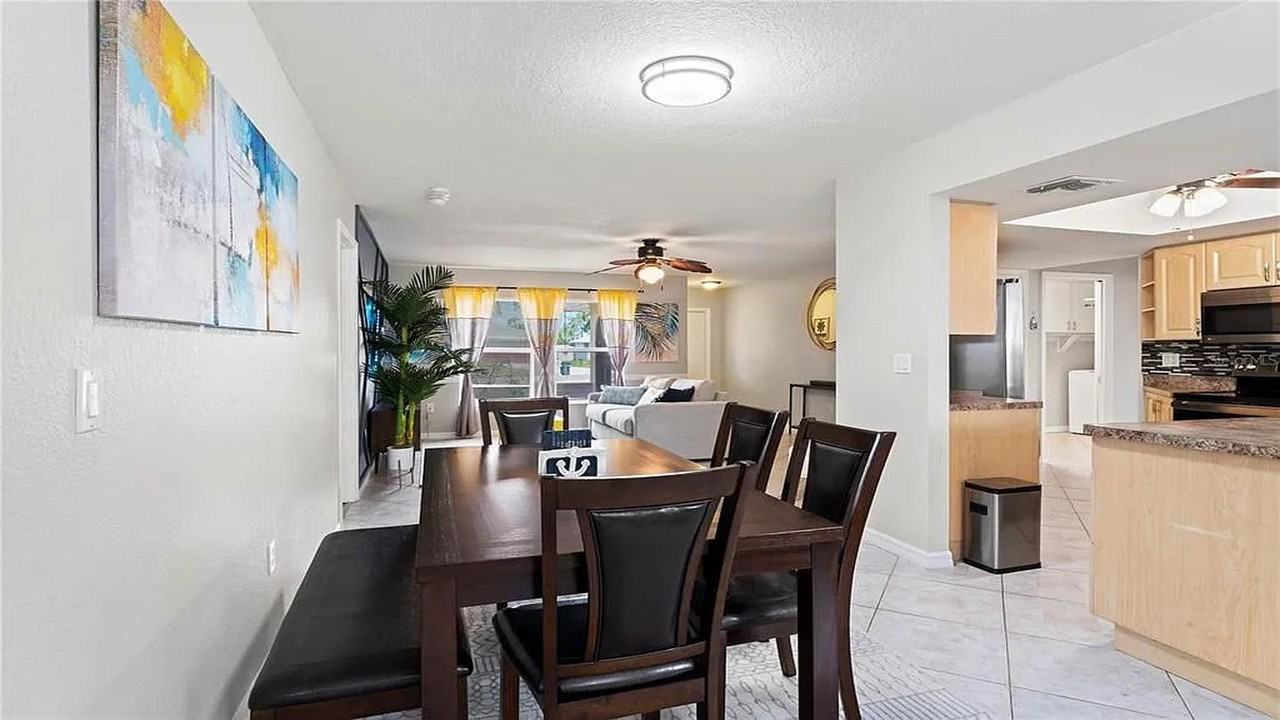 Shamrock Dr - Photo 2 of 17