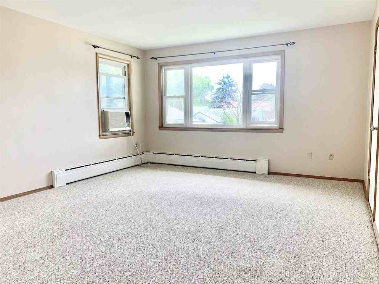 1508 Walnut Street - Photo 3 of 28