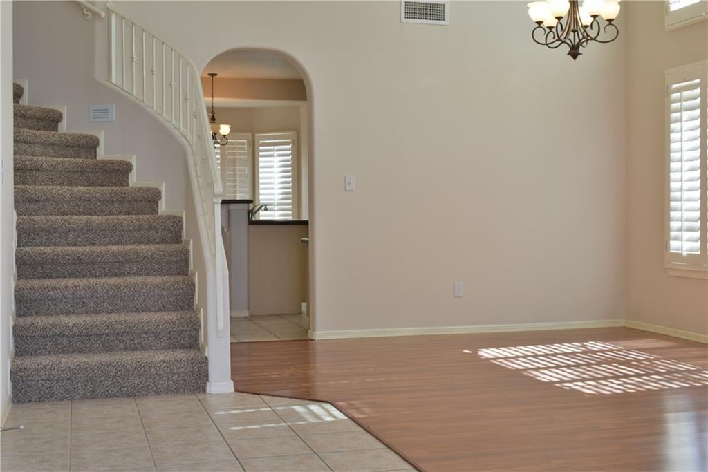 6332 Franklin Vista Dr - Photo 3 of 39